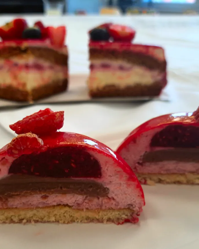 Cukrář - Střední škola podnikání a gastronomie Praha