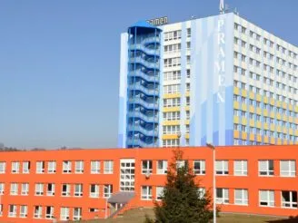 Domov mládeže